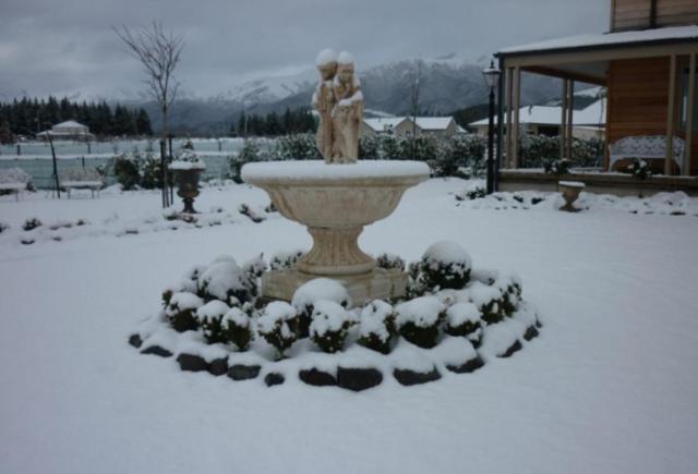 Annerleigh Luxury Bed And Breakfast แฮนเมอร์สปริงส์ ภายนอก รูปภาพ
